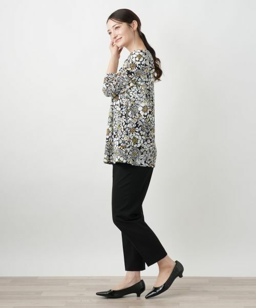 Leilian / レリアン フラワープリントカットソー【Leilian WHITE LABEL】 フラワープリントTシャツ【Leilian WHITE LABEL】|レリアン