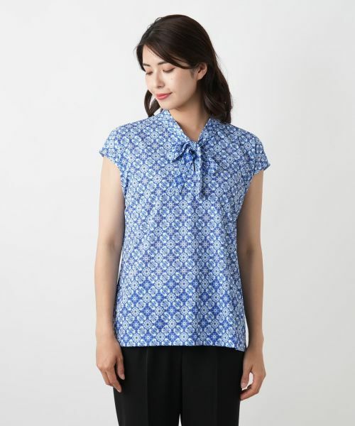 Leilian / レリアン カットソー | 幾何学柄ボウタイブラウス【ROCHAS Premiere】 | 詳細4