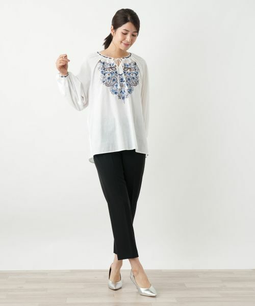 Leilian / レリアン シャツ・ブラウス | 刺繍スモックブラウス | 詳細1