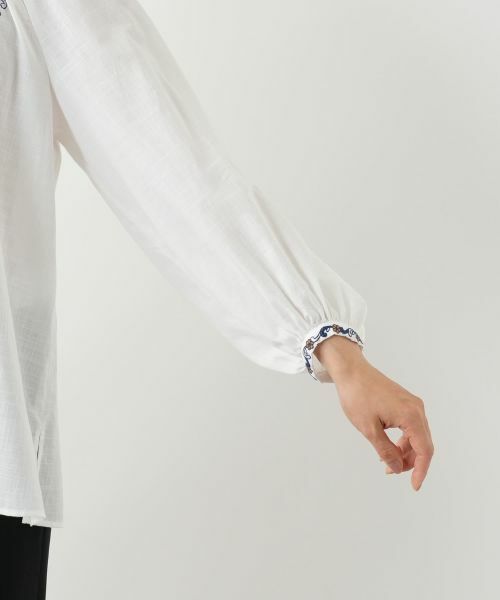 Leilian / レリアン シャツ・ブラウス | 刺繍スモックブラウス | 詳細9