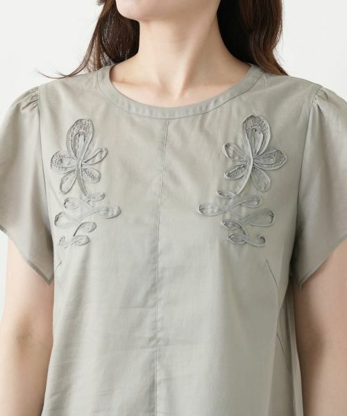 Leilian / レリアン シャツ・ブラウス | フラワー刺繍ブラウス【Leilian WHITE LABEL】 | 詳細10