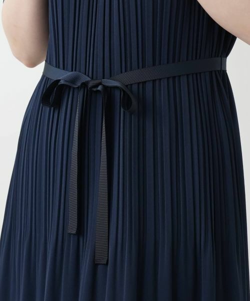 Leilian / レリアン ドレス | ベルト付きプリーツワンピース【Leilian WHITE LABEL】 | 詳細15