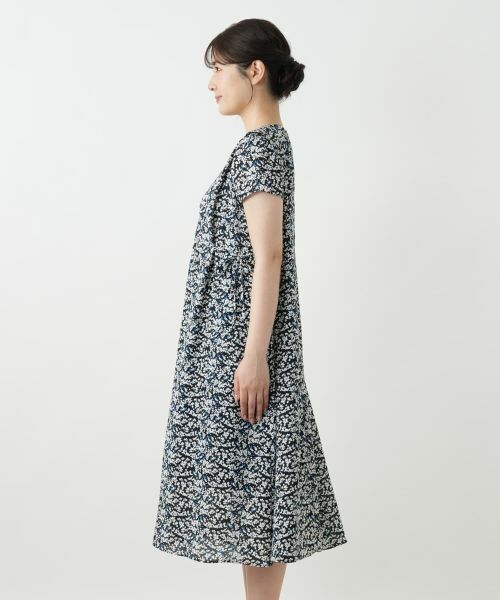 Leilian / レリアン ドレス | プリントVネックワンピース【Leilian WHITE LABEL】 | 詳細9