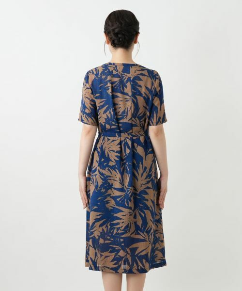 Leilian / レリアン ドレス | リーフ柄フレアワンピース【Leilian WHITE LABEL】 | 詳細10