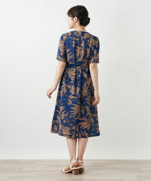 Leilian / レリアン ドレス | リーフ柄フレアワンピース【Leilian WHITE LABEL】 | 詳細6