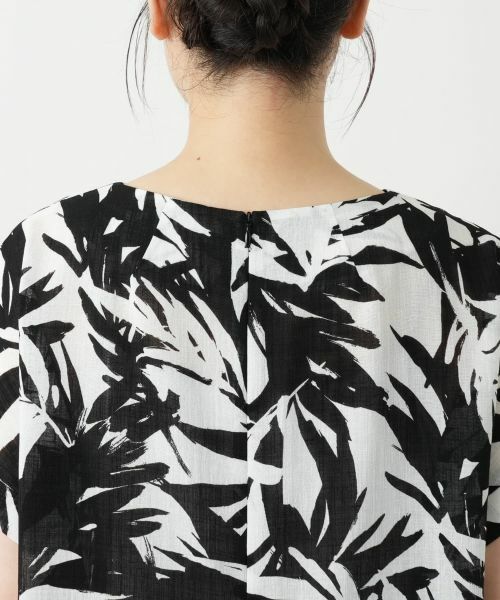 Leilian / レリアン シャツ・ブラウス | リーフ柄チュニックブラウス【Leilian WHITE LABEL】 | 詳細11