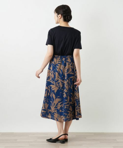 Leilian / レリアン ミニ・ひざ丈スカート | リーフ柄フレアスカート【Leilian WHITE LABEL】 | 詳細3