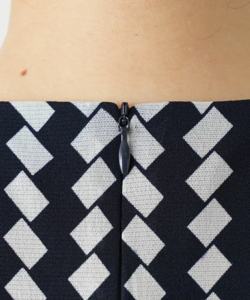 Leilian / レリアン ドレス | 幾何学柄フレアワンピース | 詳細13