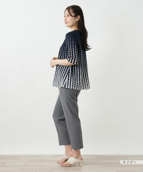 Leilian / レリアン シャツ・ブラウス | 幾何学柄ノーカラーブラウス | 詳細2