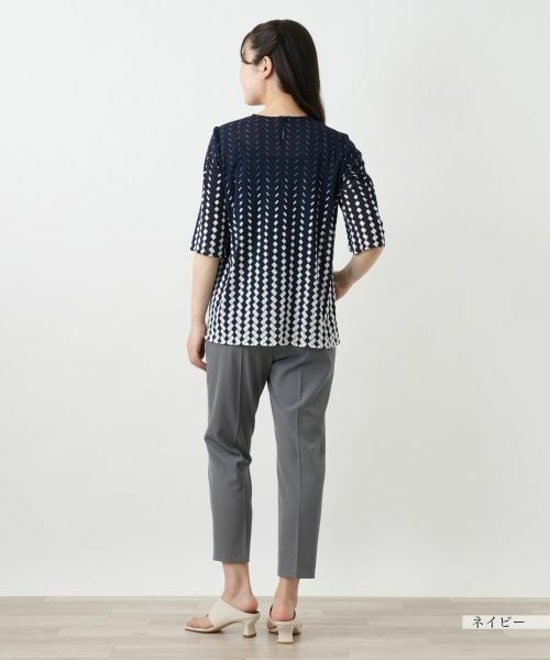 Leilian / レリアン シャツ・ブラウス | 幾何学柄ノーカラーブラウス | 詳細3