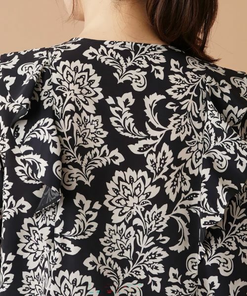 Leilian / レリアン シャツ・ブラウス | ボタニカル柄フリルブラウス | 詳細8