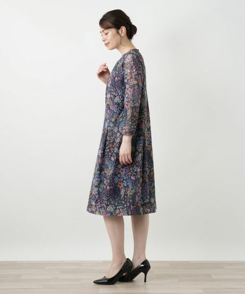 Leilian / レリアン ドレス | 洗えるプリントフレアワンピース【BINDA】【パワーネット素材】 | 詳細2