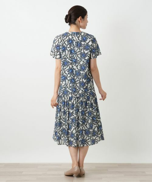 Leilian / レリアン ドレス | 洗えるプリントフレアワンピース【パワーネット素材】 | 詳細3