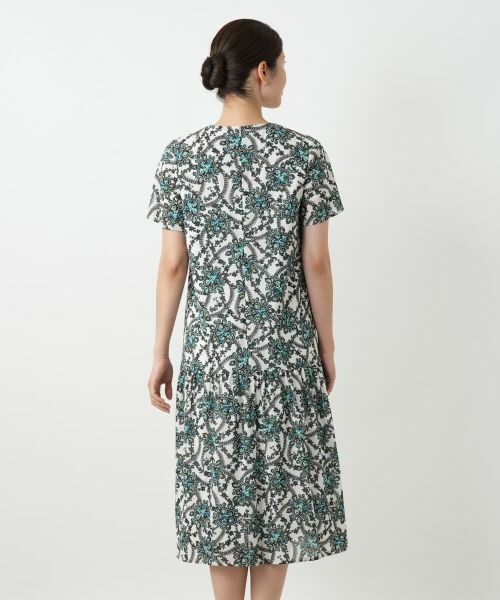 Leilian / レリアン ドレス | 洗えるプリントフレアワンピース【パワーネット素材】 | 詳細9