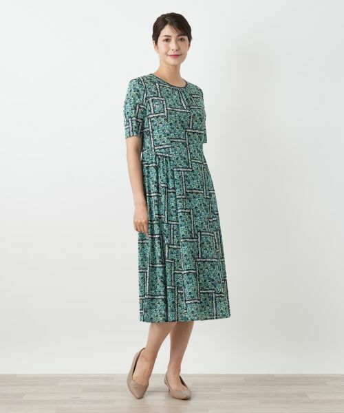 Leilian / レリアン ドレス | 洗えるフラワー柄フレアワンピース【パワーネット素材】 | 詳細1