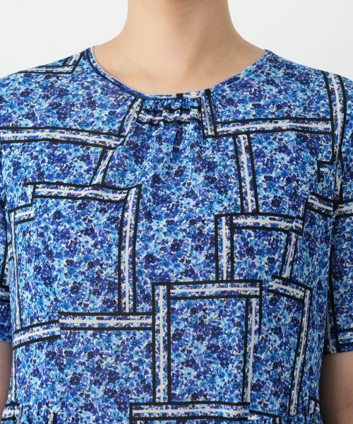 Leilian / レリアン ドレス | 洗えるフラワー柄フレアワンピース【パワーネット素材】 | 詳細10