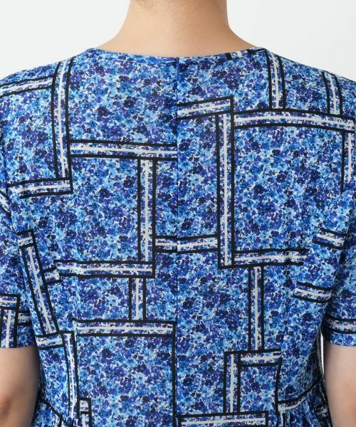 Leilian / レリアン ドレス | 洗えるフラワー柄フレアワンピース【パワーネット素材】 | 詳細11