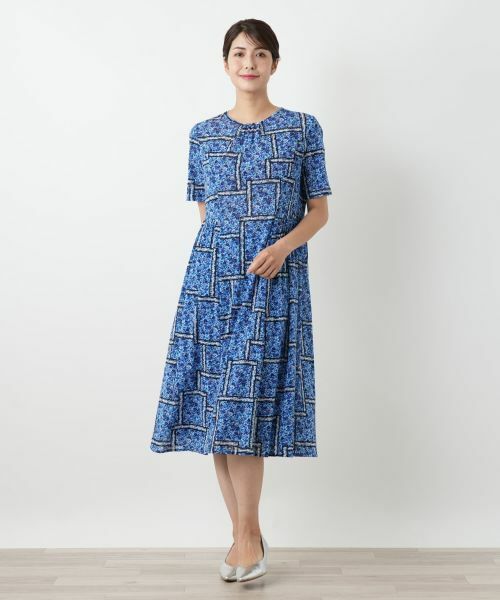 Leilian / レリアン ドレス | 洗えるフラワー柄フレアワンピース【パワーネット素材】 | 詳細4