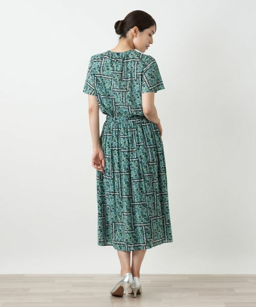 Leilian / レリアン シャツ・ブラウス | フラワー柄クルーネックブラウス | 詳細6