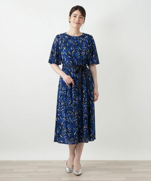 Leilian / レリアン ドレス | 洗えるプリントプリーツワンピース【パワーネット素材】【Leilian WHITE LABEL】 | 詳細1