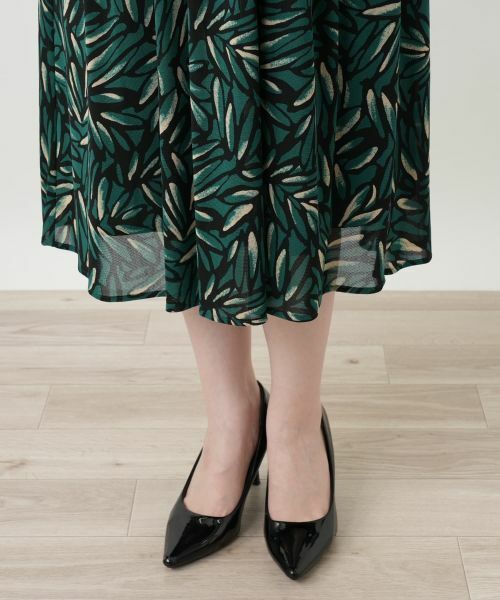 Leilian / レリアン ドレス | 洗えるプリントプリーツワンピース【パワーネット素材】【Leilian WHITE LABEL】 | 詳細16