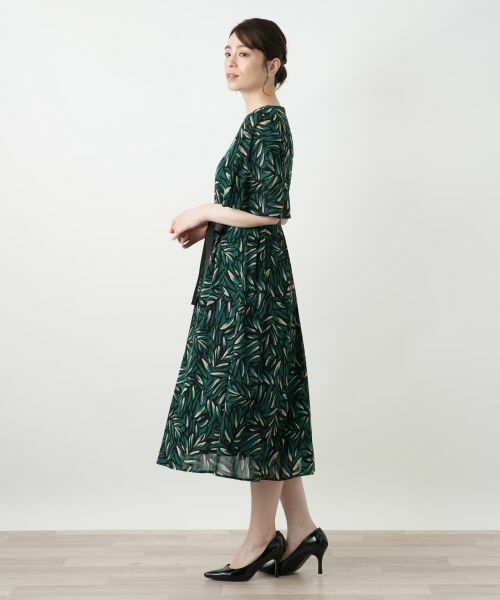 Leilian / レリアン ドレス | 洗えるプリントプリーツワンピース【パワーネット素材】【Leilian WHITE LABEL】 | 詳細5