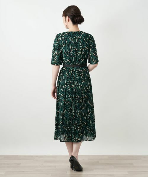 Leilian / レリアン ドレス | 洗えるプリントプリーツワンピース【パワーネット素材】【Leilian WHITE LABEL】 | 詳細6