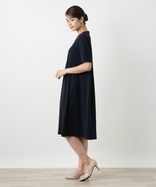 Leilian / レリアン ドレス | 洗えるVネックフレアワンピース【Leilian WHITE LABEL】 | 詳細5