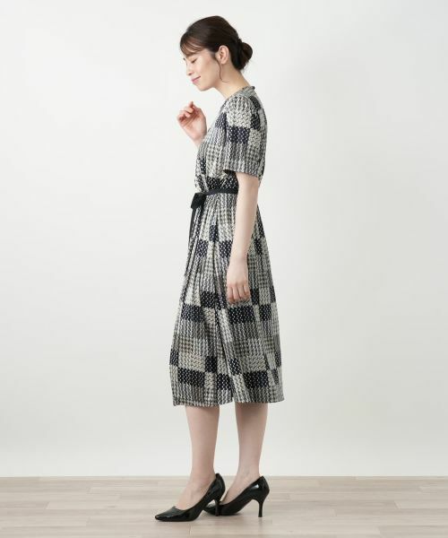 Leilian / レリアン ドレス | 幾何学柄フレアワンピース【ROCHAS Premiere】 | 詳細2