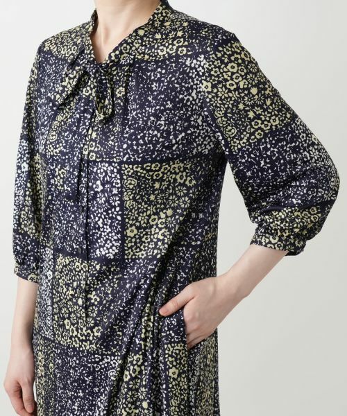 Leilian / レリアン ドレス | プリントボウタイワンピース【ROCHAS Premiere】 | 詳細10