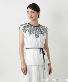 Leilian / レリアン シャツ・ブラウス | 刺繍フレンチスリーブブラウス