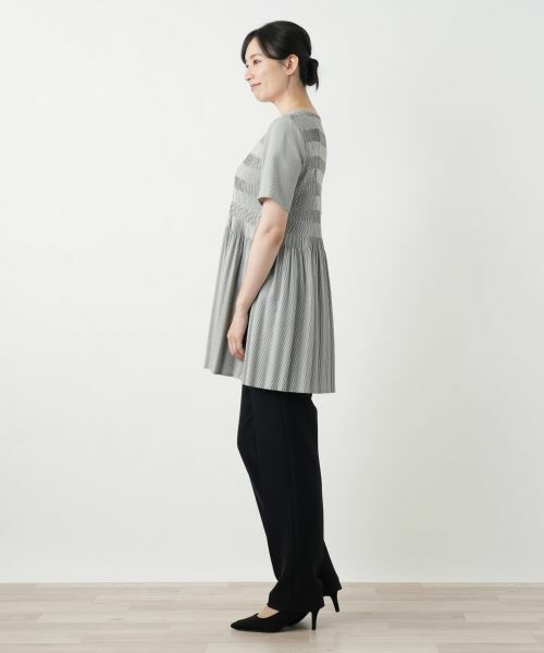 Leilian / レリアン シャツ・ブラウス | ギャザー切替フレアブラウス【Leilian WHITE LABEL】 | 詳細2