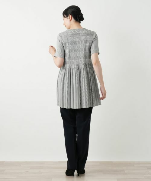 Leilian / レリアン シャツ・ブラウス | ギャザー切替フレアブラウス【Leilian WHITE LABEL】 | 詳細3