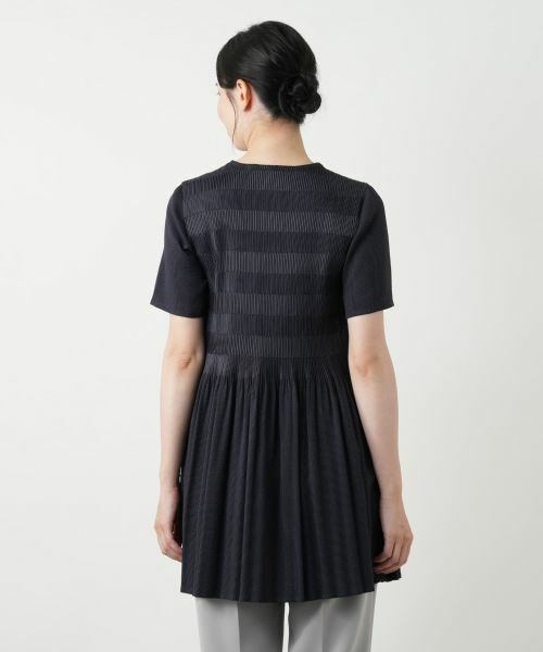 Leilian / レリアン シャツ・ブラウス | ギャザー切替フレアブラウス【Leilian WHITE LABEL】 | 詳細9