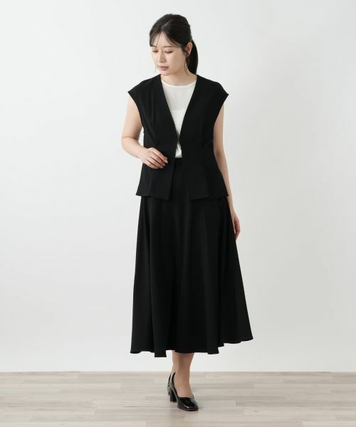 Leilian / レリアン テーラードジャケット | Vネックベスト | 詳細1