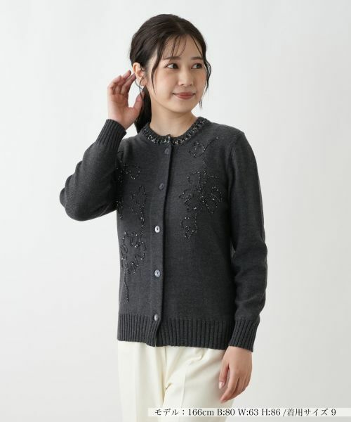 Leilian/レリアン 刺繍クルーネックカーディガン【CORSINI&PROTI】 チャコール系 11(L)