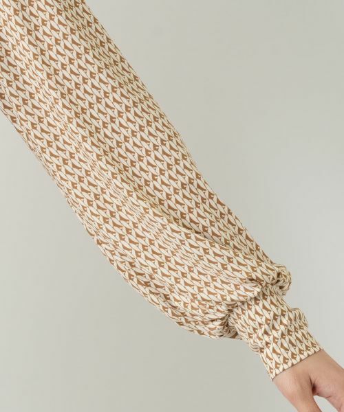 Leilian / レリアン カットソー | 幾何学柄ギャザープルオーバー | 詳細9