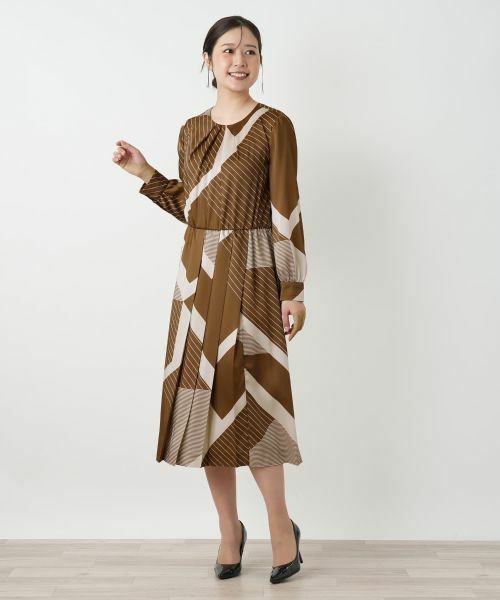 Leilian / レリアン ドレス | 幾何学柄フレアワンピース【ROCHAS Premiere】 | 詳細7