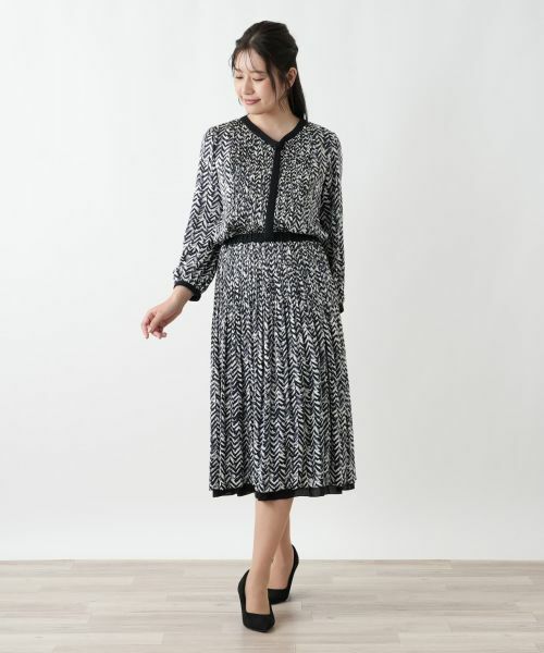 Leilian / レリアン シャツ・ブラウス | 幾何学柄ボウタイブラウス【Leilian WHITE LABEL】 | 詳細10