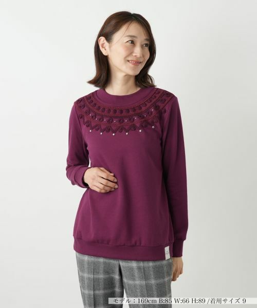 Leilian/レリアン 刺繍スウェットプルオーバー【MUSE BY ROCHAS Premiere】 ボルドー 11(L)