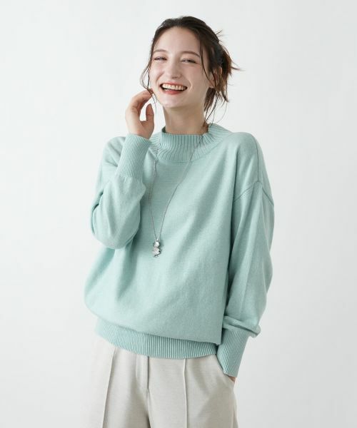 Leilian / レリアン ニット・セーター | ドロップショルダーハイネックニット(グリーン)