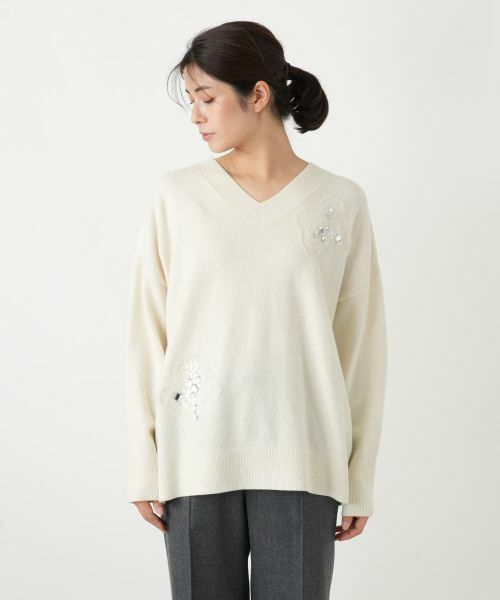 Leilian / レリアン ニット・セーター | ビジューVネックニット | 詳細10