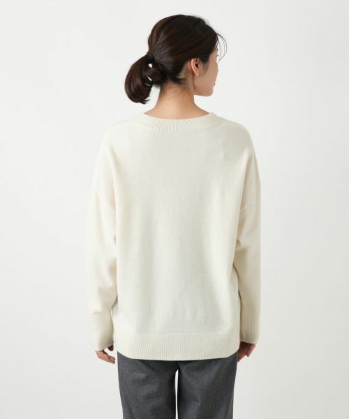 Leilian / レリアン ニット・セーター | ビジューVネックニット | 詳細12