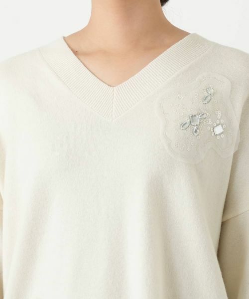 Leilian / レリアン ニット・セーター | ビジューVネックニット | 詳細13