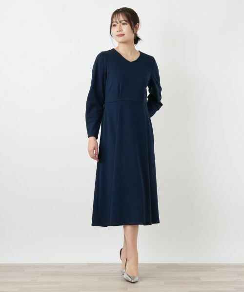 Leilian / レリアン ドレス | Vネックフレアワンピース | 詳細4