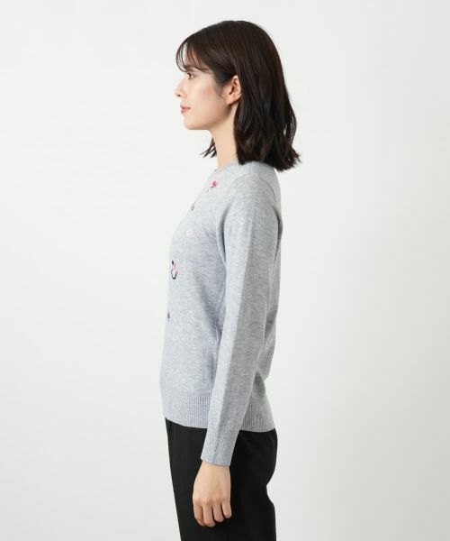 Leilian / レリアン ニット・セーター | 刺繍クルーネックニット【Leilian WHITE LABEL】 | 詳細8