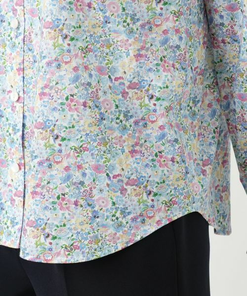 Leilian / レリアン シャツ・ブラウス | 小花柄フリルネックブラウス | 詳細11