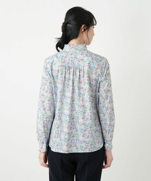 Leilian / レリアン シャツ・ブラウス | 小花柄フリルネックブラウス | 詳細6