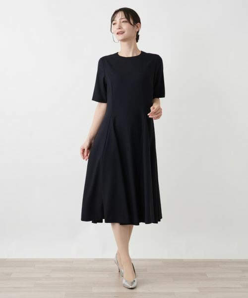 Leilian / レリアン ドレス | クルーネックフレアワンピース | 詳細1