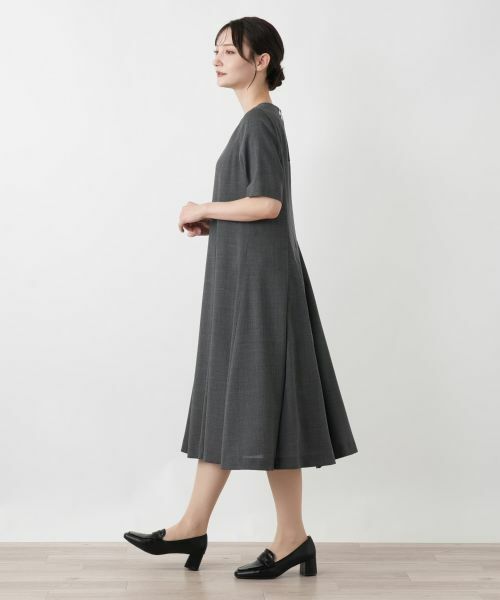 Leilian / レリアン ドレス | クルーネックフレアワンピース | 詳細5